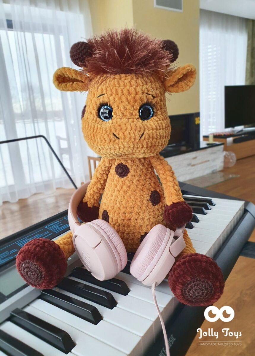 20220122_143305_1642932344854 Great personalized giraffe - Image 1