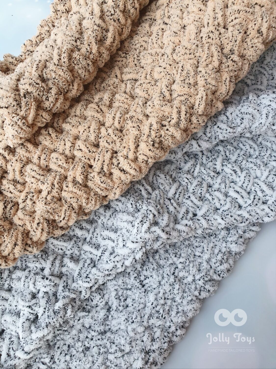 20220129_104640_1643477168486 Baby blanket animal color white and brown - Image 3