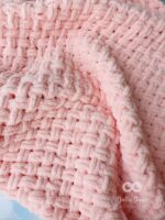 Baby blanket peach - Image 3