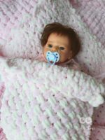 Pink/white set: baby blanket and bunny - Image 3