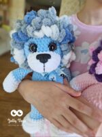 Blue lion crocheted toy with name - Image 3