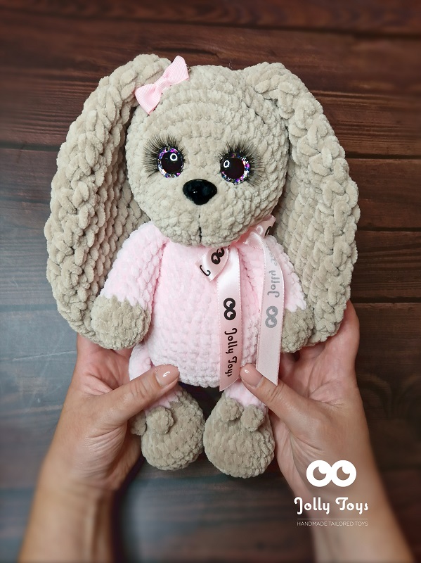 20230902_170141_1693668135143 Doggy girl in a pink pijama - Image 1