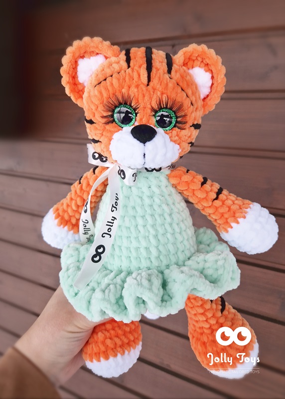 20240122_140225_1705928373535 Personalized tiger girl in mint dress Babyshower gift for girl - Image 1