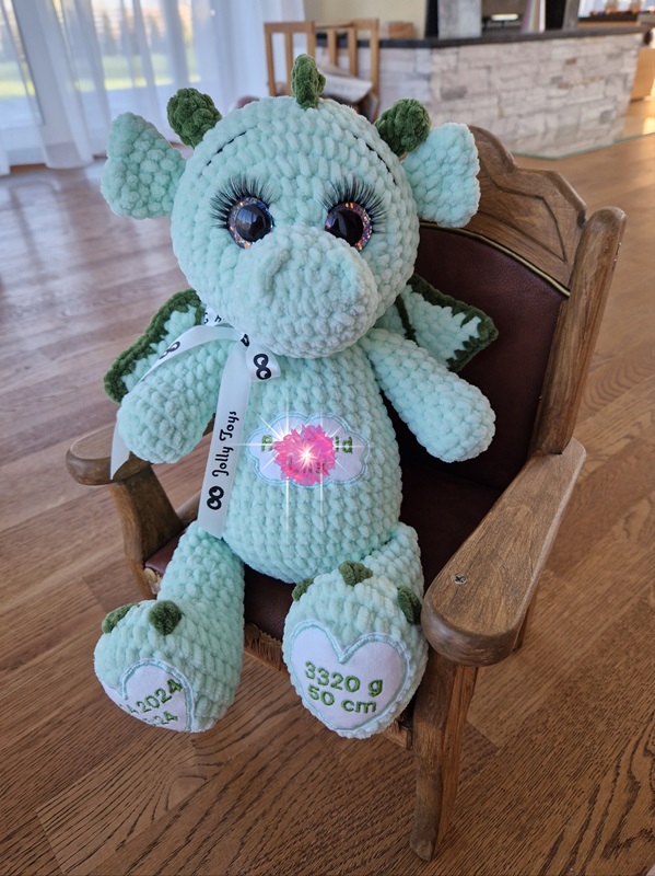 20240508_075356_1716015669274 Magic dragon, symbol of the year 2024 - Image 8