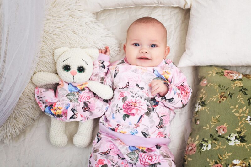 IMG_9000 Set: baby clothes for a girl (0-3 months) + cat. Gift box with name and date of birth - Image 1