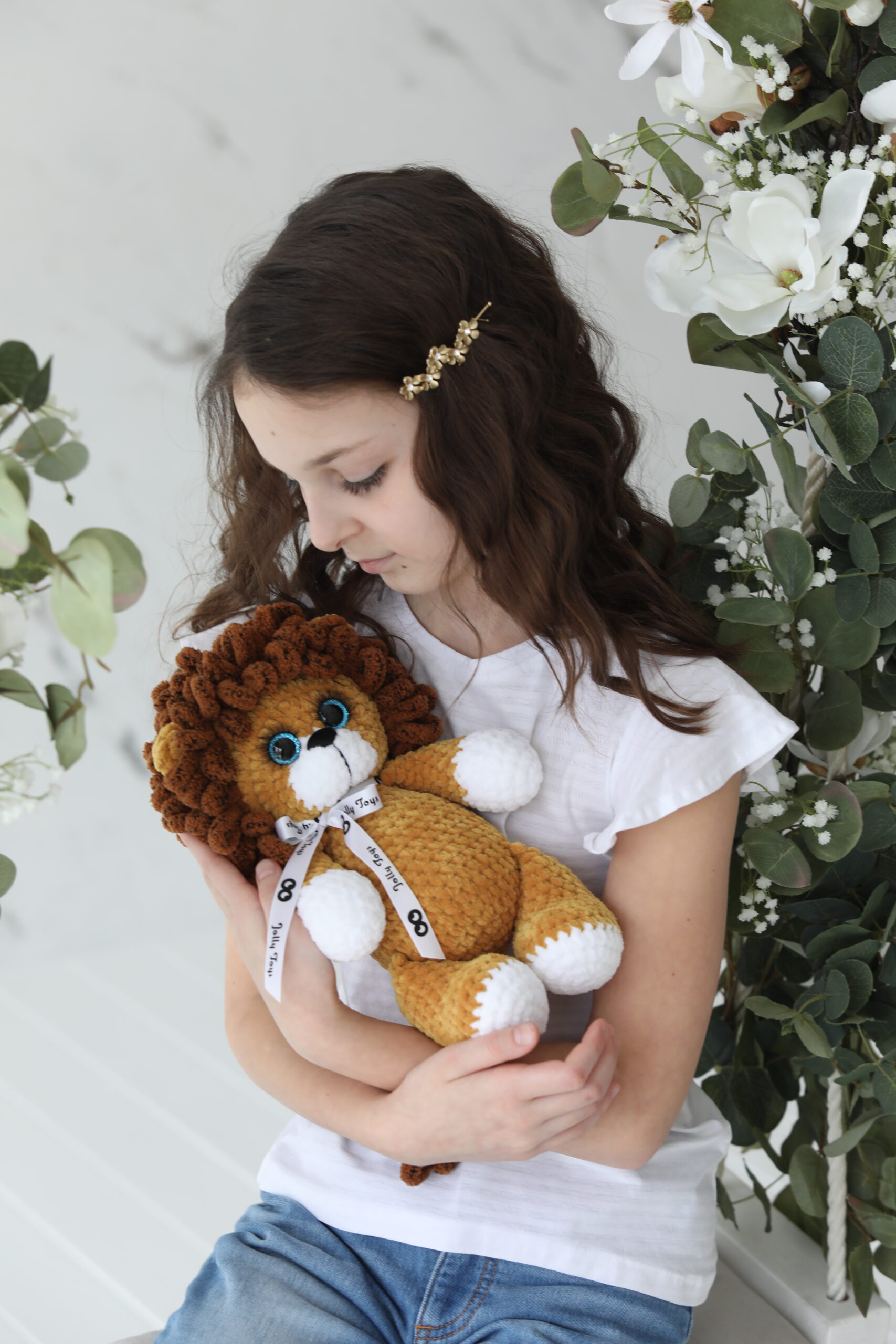 1G0A0989 Dark yellow lion. Personalised gift - Image 1