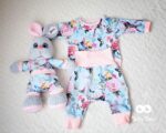 Set: baby clothes for a girl (0-3 months) + bunny. Gift box with name and date of birth