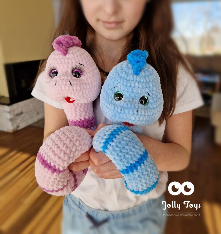 20230403_145457_1680595600120 Cute blue snake - Image 3