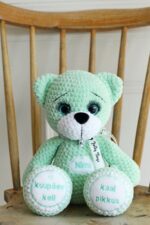 Nime ja sünniandmetega katsikukingitus Mündiroheline karu