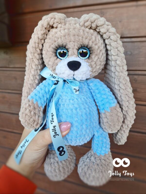 20231006_084129_1696916938515 Brown bunny with blue pijama - Image 1