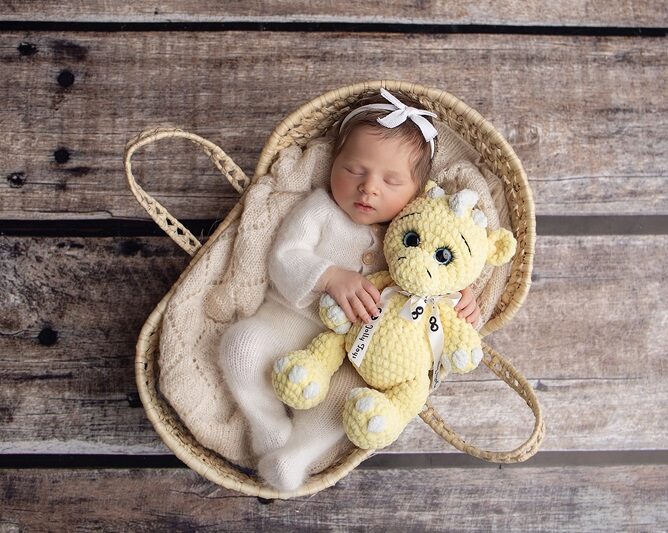 1 (9)s The yellow dragon is the symbol of the year 2024 - Image 1