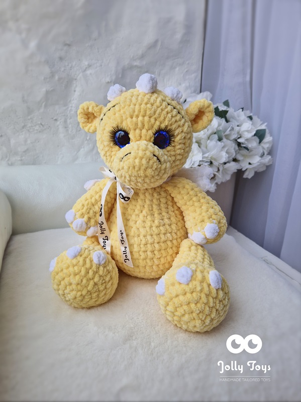 20240309_120615_1710000577538 The yellow dragon is the symbol of the year 2024 - Image 2