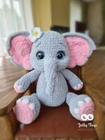 Cute elephant