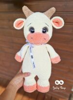 Large milk white/salmon pink bull