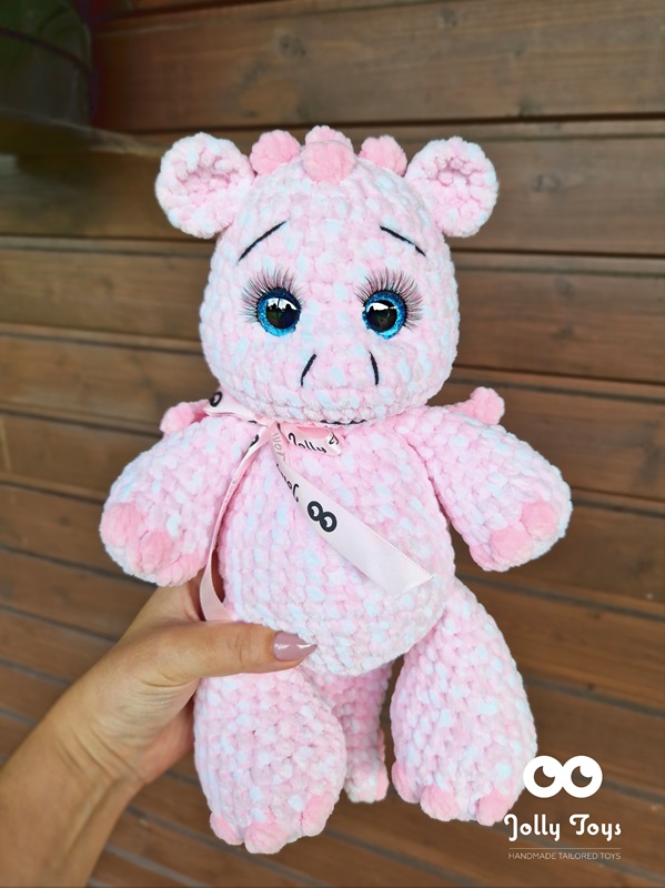 20240827_164605_1724771133000 Pink/white spotted dragon - Image 1