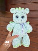 Mint green spotted dragon