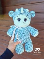 Cute mint green/variegated dragon