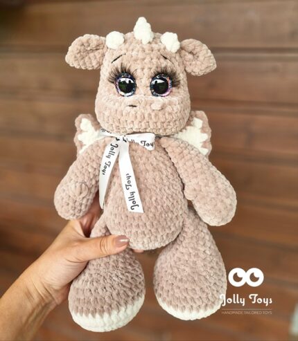 Maagiine pruun draakon Katsikukingitus beebile